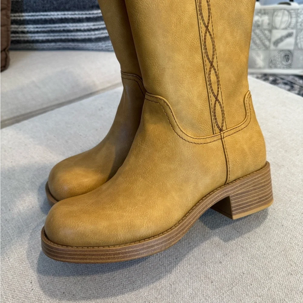 No Boundaries Women's Tall Riding Boot, Honey Tan, Sz 10, NWT - Picture 2 of 9